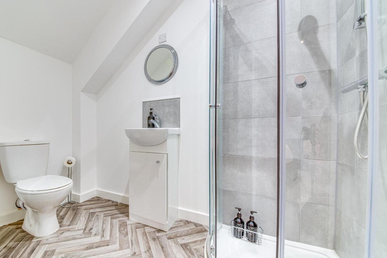Apartmán Stylish & Contemporary 2-Bed Townhouse - Parking - Wi-Fi - Netflix Worksop Exteriér fotografie