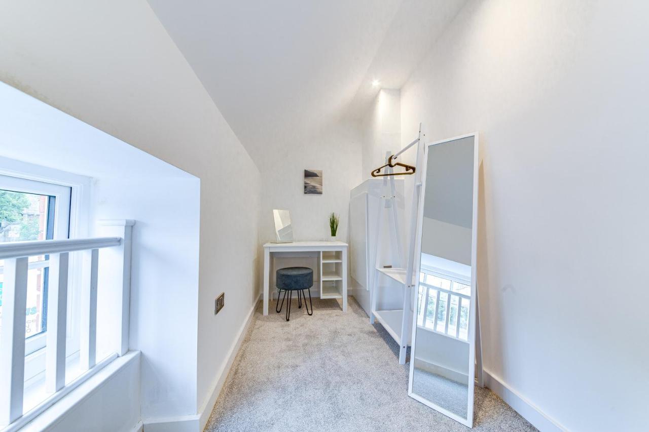 Apartmán Stylish & Contemporary 2-Bed Townhouse - Parking - Wi-Fi - Netflix Worksop Exteriér fotografie