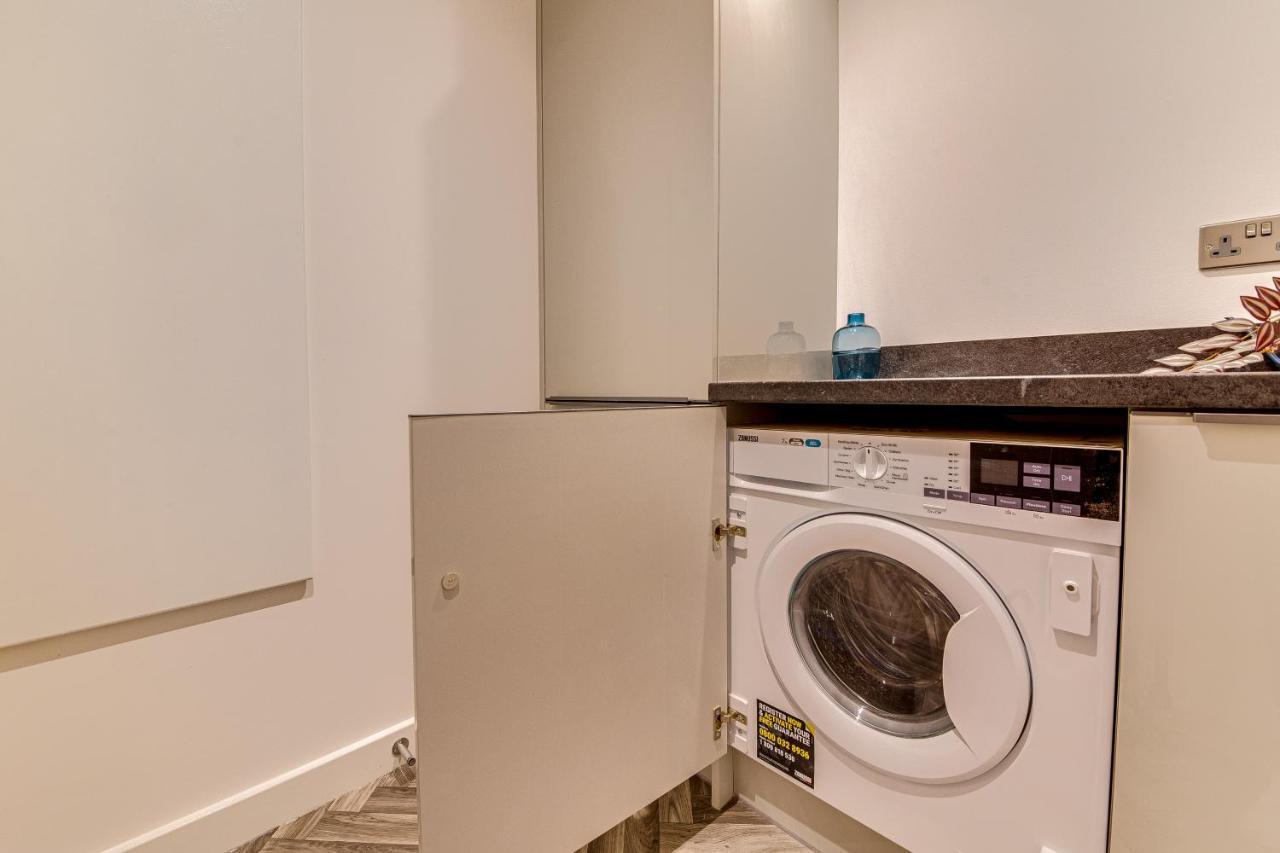 Apartmán Stylish & Contemporary 2-Bed Townhouse - Parking - Wi-Fi - Netflix Worksop Exteriér fotografie