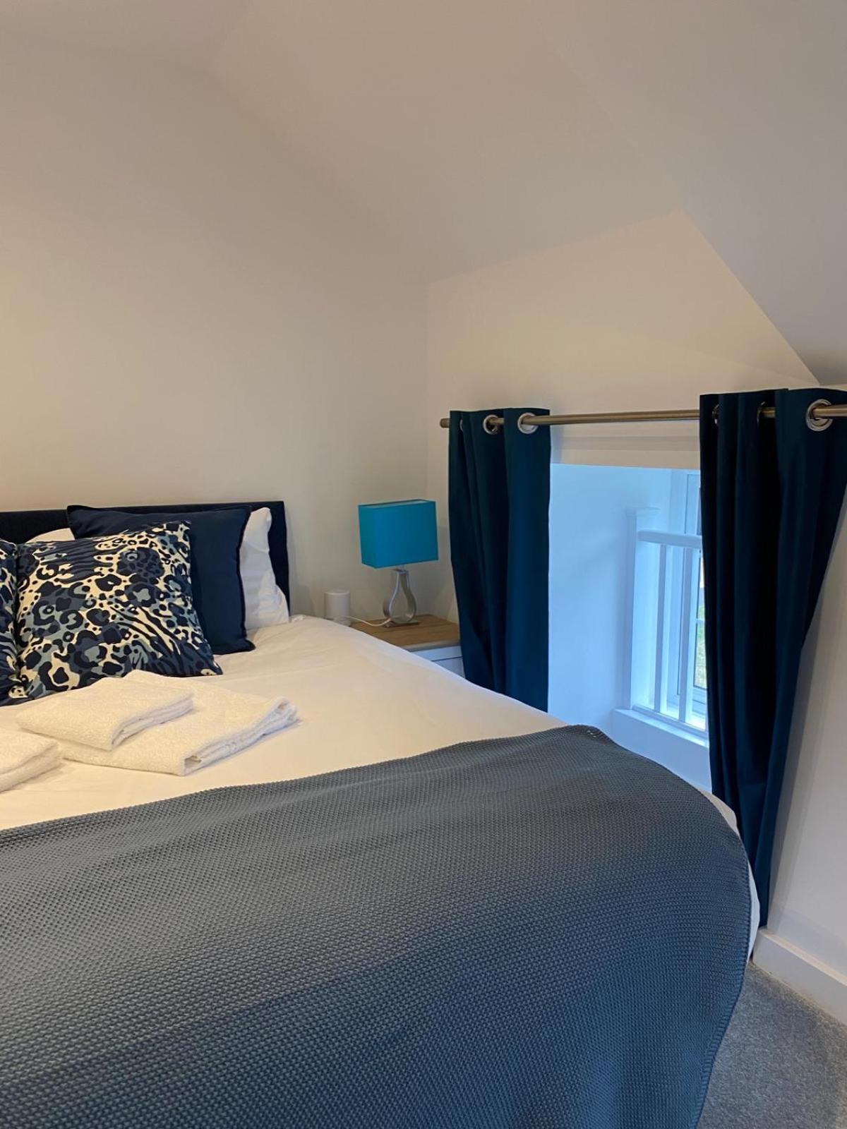 Apartmán Stylish & Contemporary 2-Bed Townhouse - Parking - Wi-Fi - Netflix Worksop Exteriér fotografie