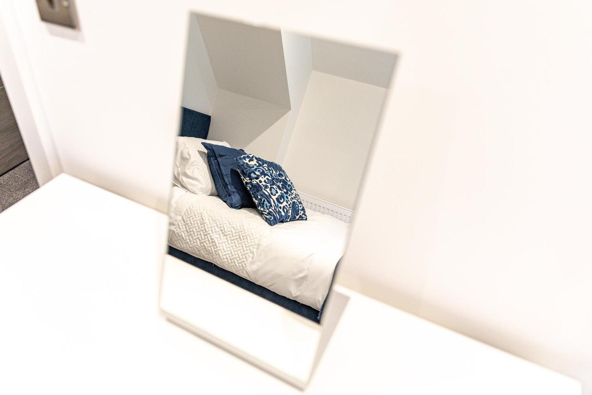 Apartmán Stylish & Contemporary 2-Bed Townhouse - Parking - Wi-Fi - Netflix Worksop Exteriér fotografie