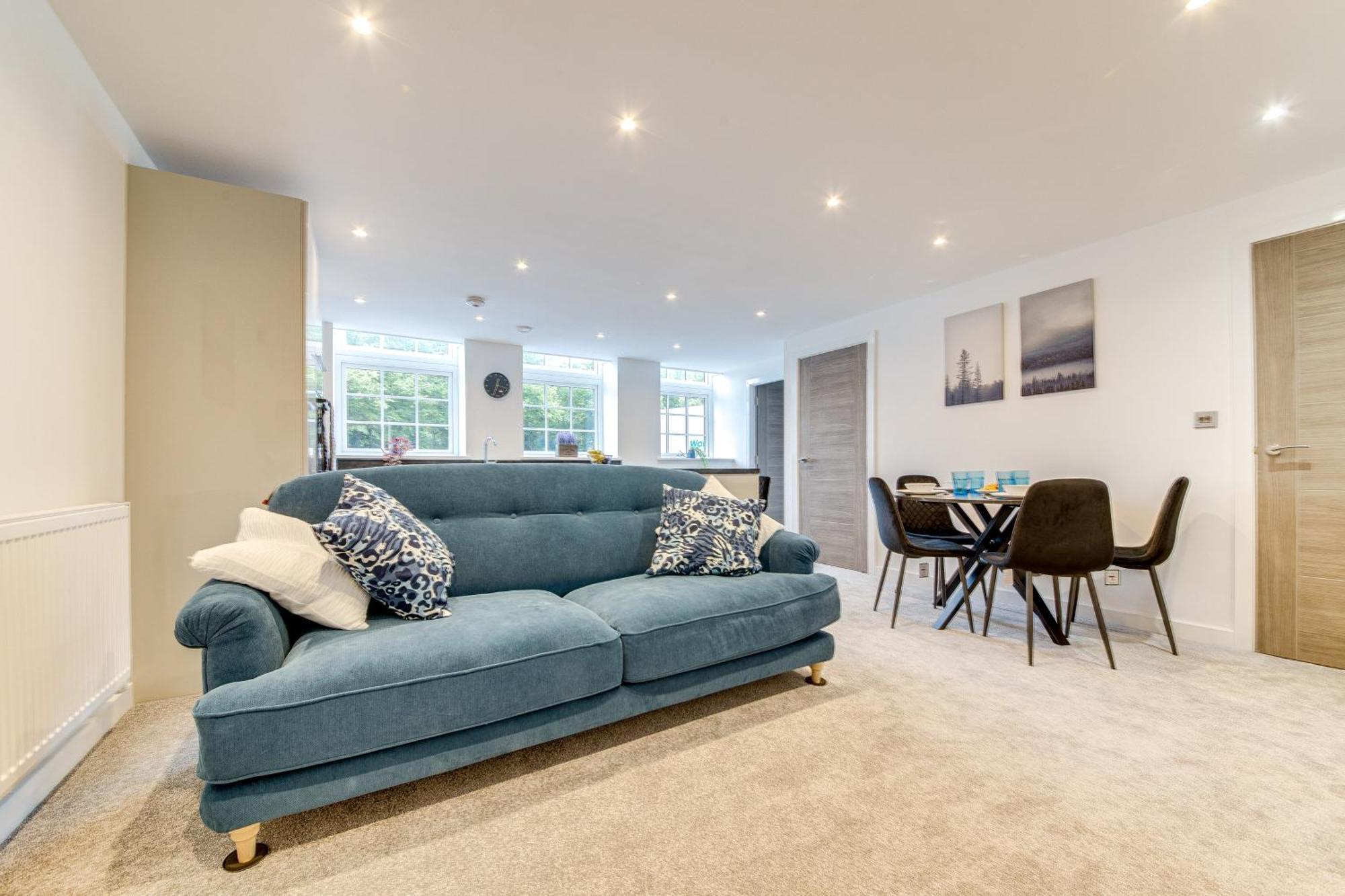 Apartmán Stylish & Contemporary 2-Bed Townhouse - Parking - Wi-Fi - Netflix Worksop Pokoj fotografie