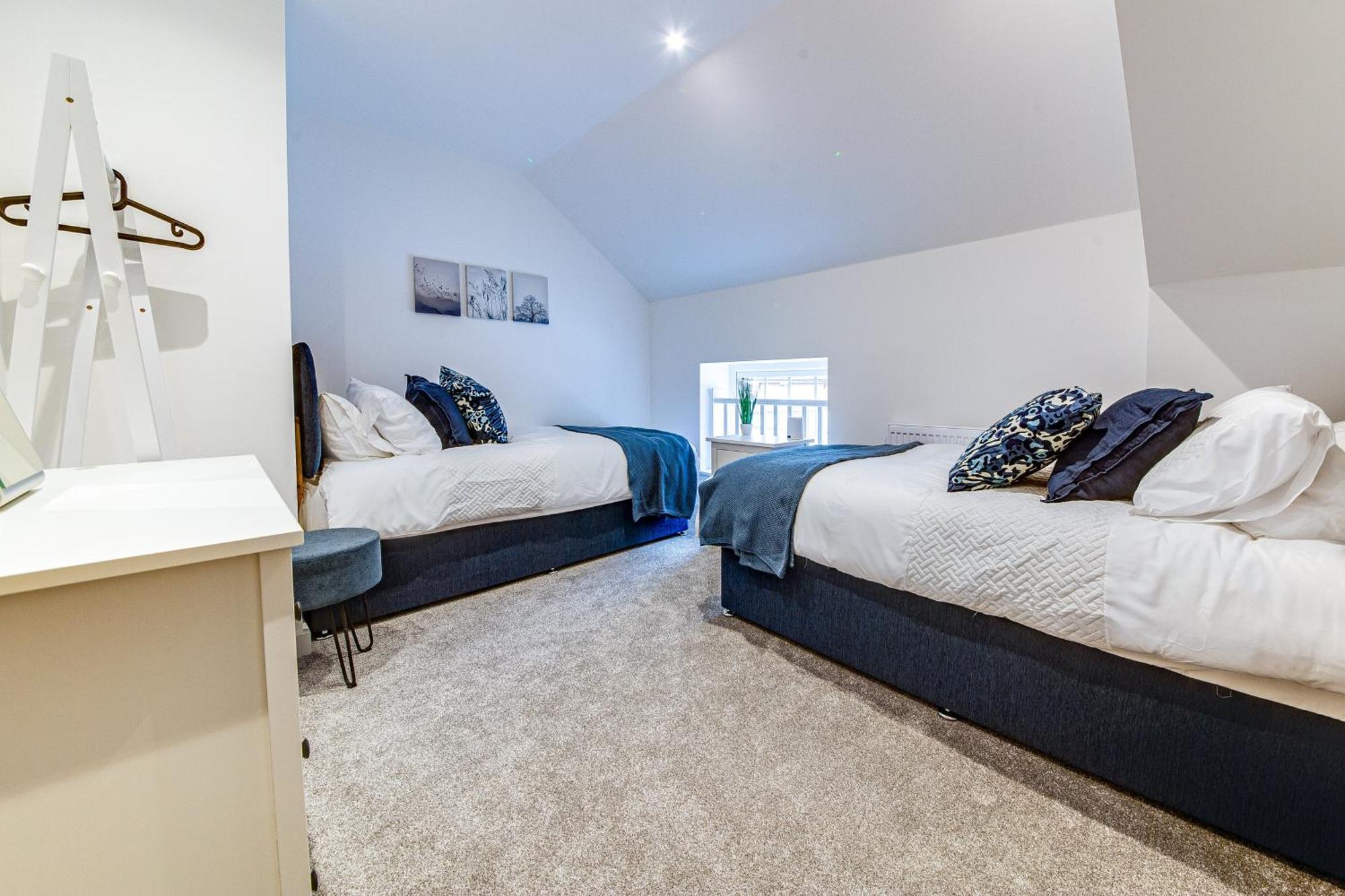 Apartmán Stylish & Contemporary 2-Bed Townhouse - Parking - Wi-Fi - Netflix Worksop Pokoj fotografie