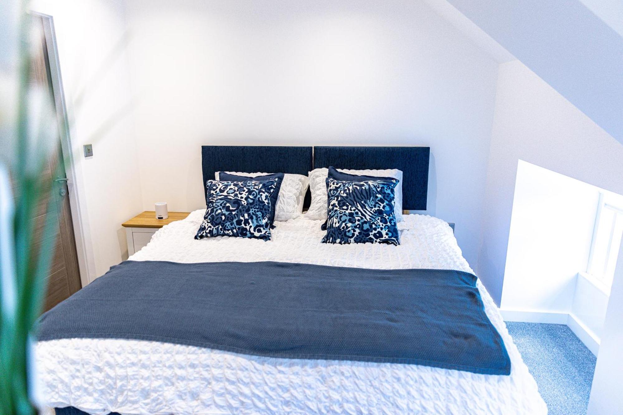 Apartmán Stylish & Contemporary 2-Bed Townhouse - Parking - Wi-Fi - Netflix Worksop Exteriér fotografie