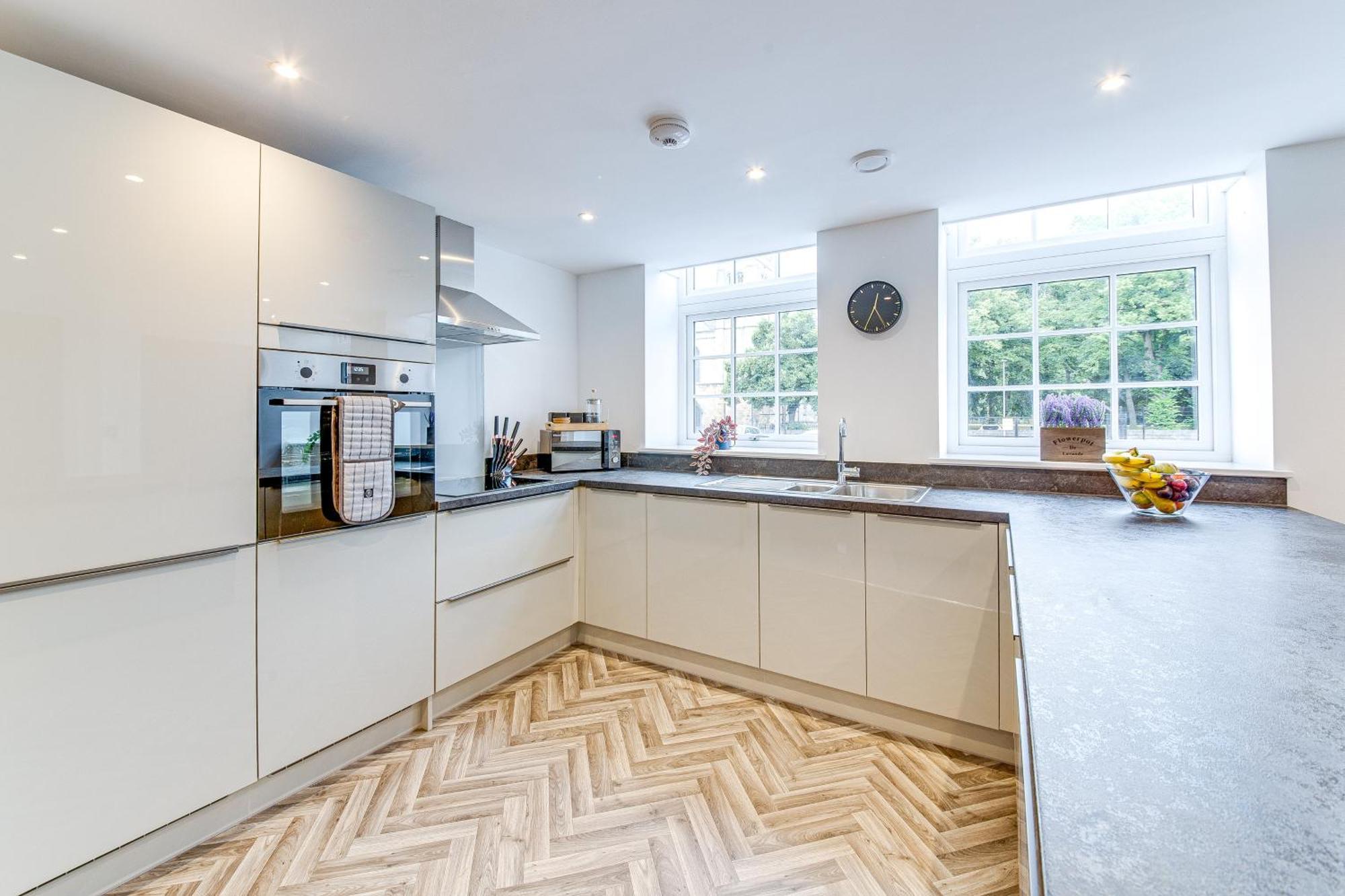 Apartmán Stylish & Contemporary 2-Bed Townhouse - Parking - Wi-Fi - Netflix Worksop Exteriér fotografie