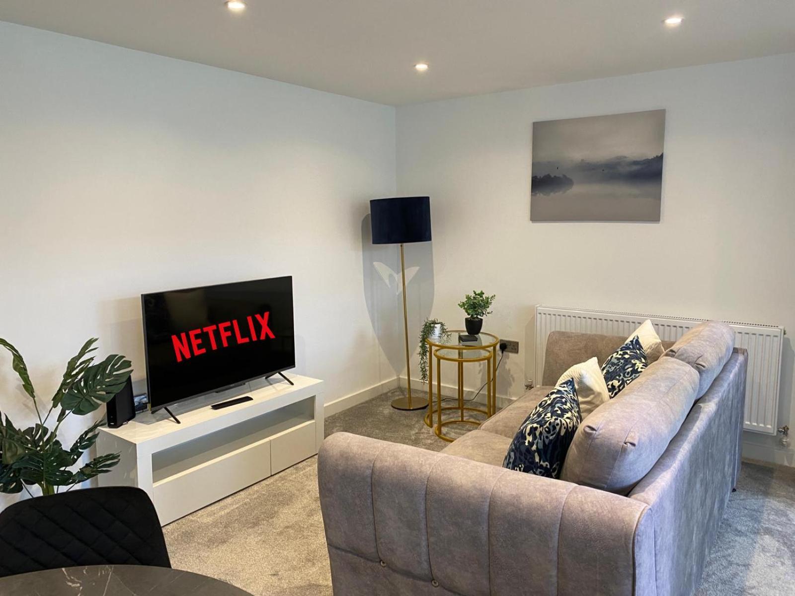 Apartmán Stylish & Contemporary 2-Bed Townhouse - Parking - Wi-Fi - Netflix Worksop Exteriér fotografie